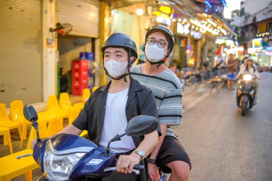 discover-hanoi-train-street-and-treasure-on-a-motorbike-tour