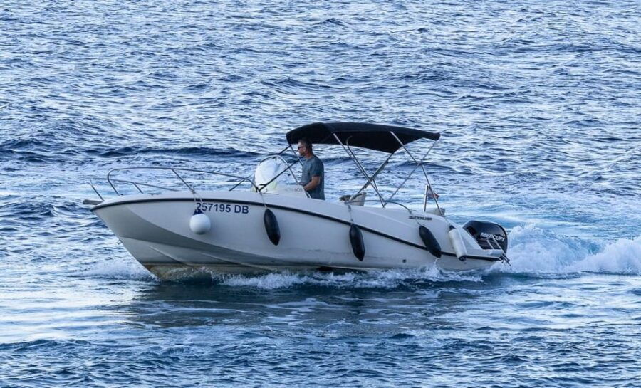 dubrovnik-private-tour-to-blue-cave-and-elaphit-islands