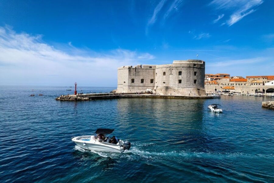 dubrovnik-romantic-sunset-private-boat-tour