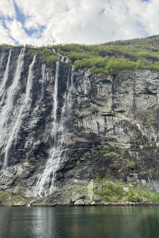 e-bike-tour-in-geiranger-norway