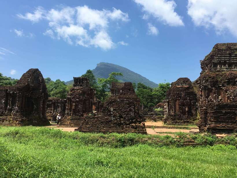 early-my-son-tour-transfer-to-avoid-crowd-and-the-heat