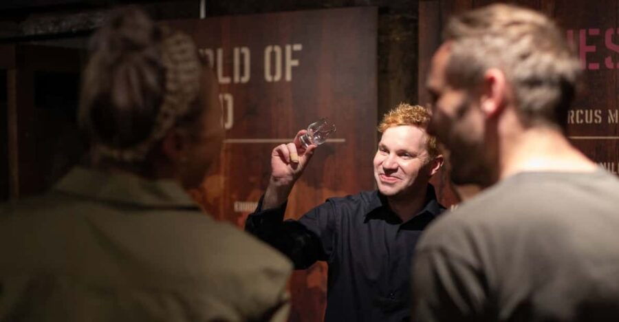 edinburgh-holyrood-distillery-journey-to-whisky-tour