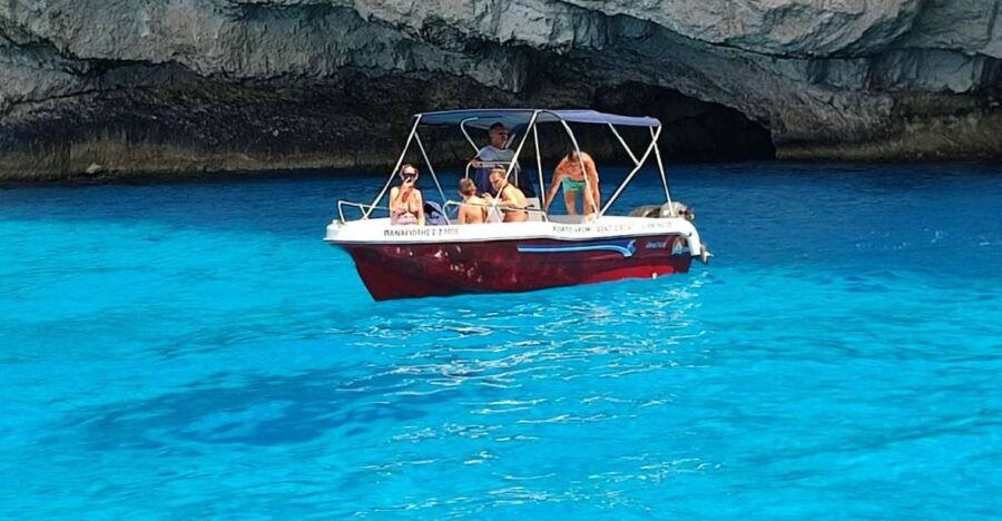 elatia-shipwreck-and-caves-private-boat-tour-with-skipper