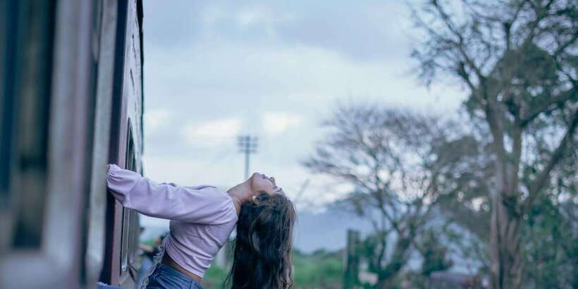 ellabambarakanda-falls-lanka-falls-natural-pool-bath