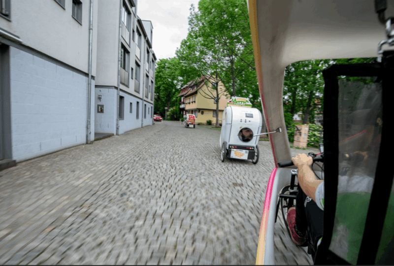 erfurt-kika-tv-characters-kids-tour-by-pedicab