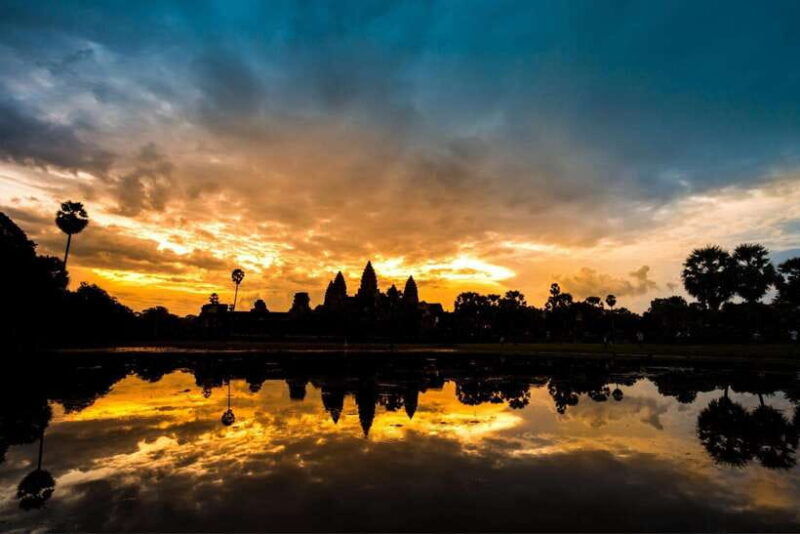 exploring-angkor-wat-key-highlights-sunrise-guided-tour