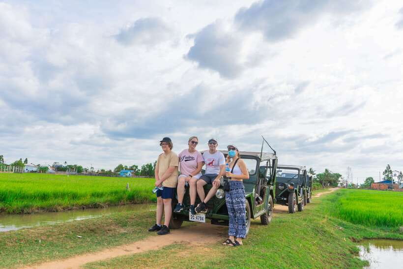 floating-village-sunset-boat-jeep-tour-inclusive-drinks