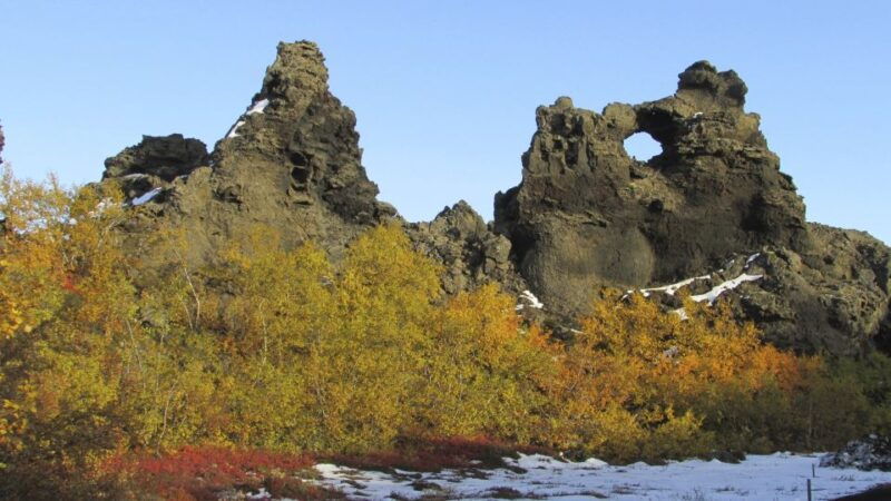 from-akureyri-godafoss-and-lake-myvatn