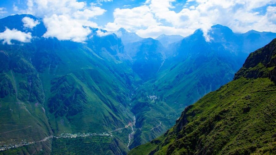 from-arequipa-colca-canyon-full-day-guided-tour-with-meals