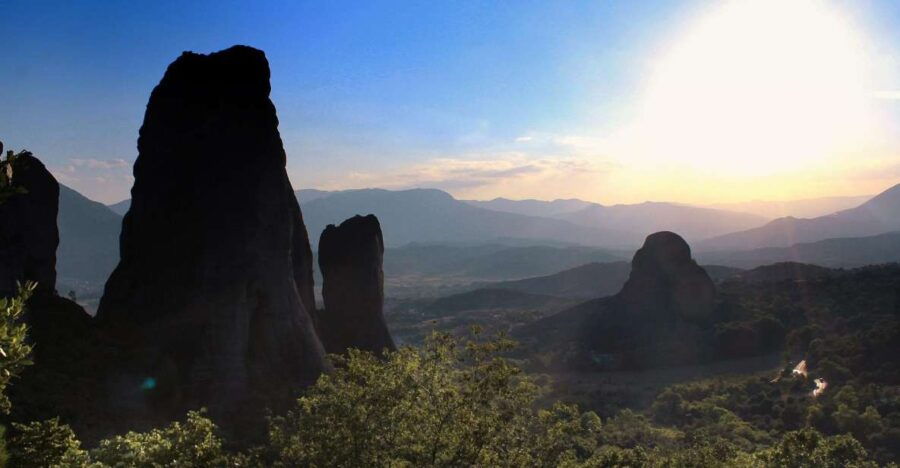 from-athens-delphi-and-meteora-2-day-tour-with-hotel