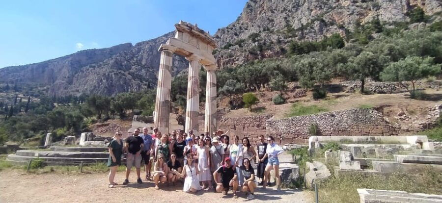 from-athens-delphi-day-trip-with-multilingual-audioguide