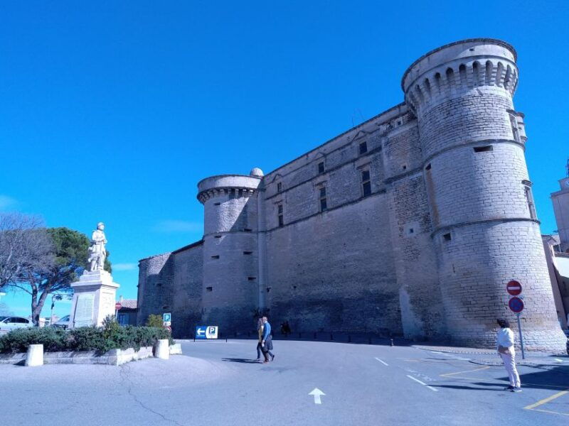 from-avignon-half-day-in-3-villages-of-provence