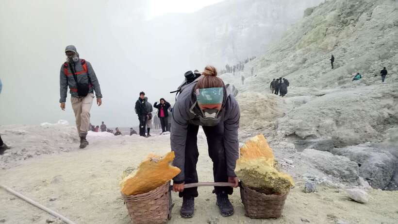 from-bali-1-day-ijen-volcano-blue-fire-tour-from-bali