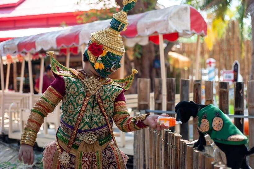 from-bangkok-or-hua-hin-hua-hin-tour-with-private-charter