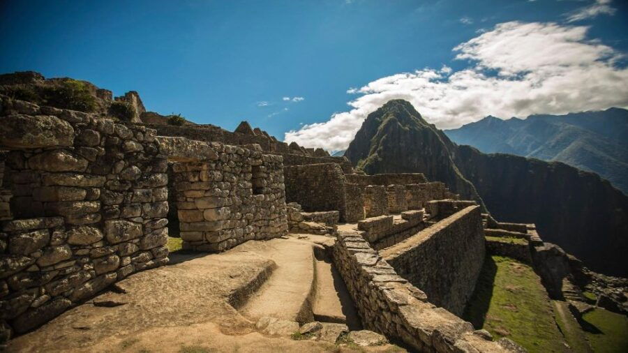 from-cusco-machu-picchu-day-tour-from-to-ollantaytambo