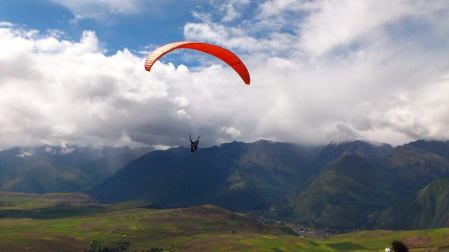 from-cusco-paragliding-in-the-sacred-valley