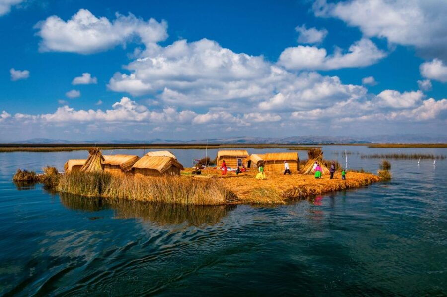 from-cusco-titicaca-lake-full-day-tour-with-sleeper-bus