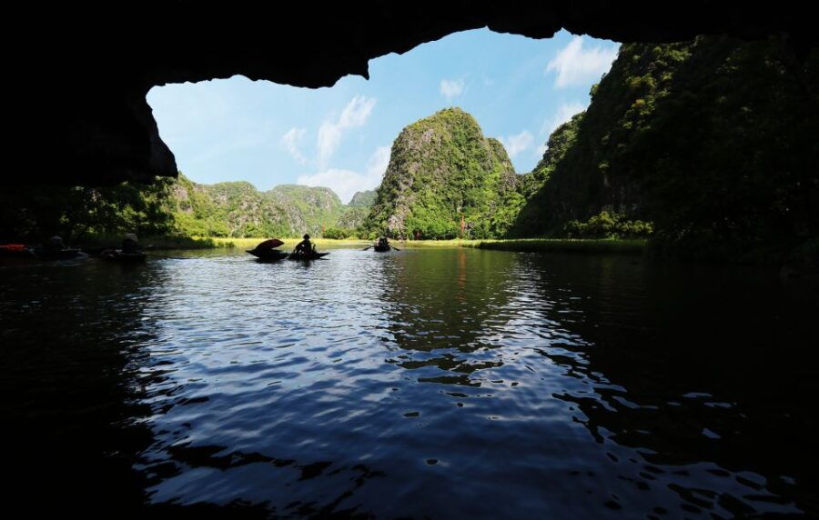 from-hanoi-2-day-ninh-binh-tour-with-accommodation-meals