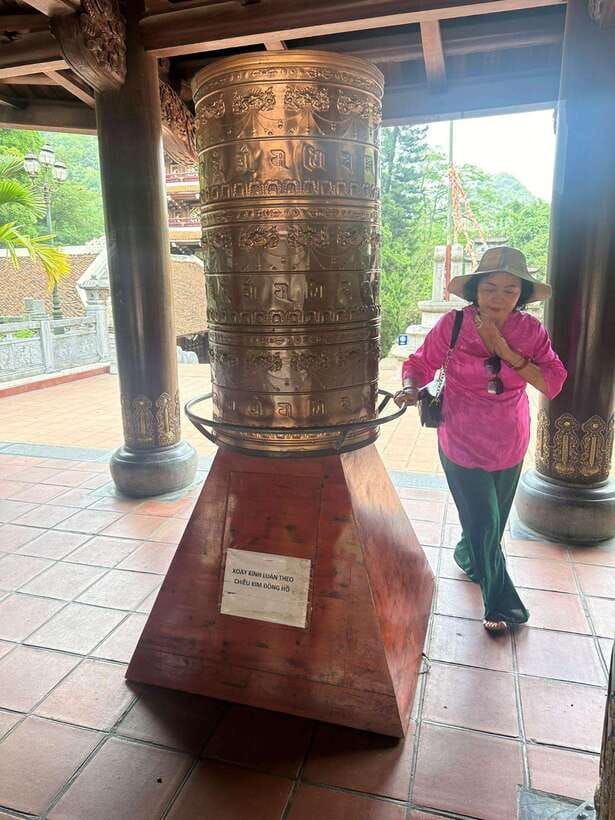 from-hanoi-full-day-perfume-pagoda-group-tour-with-lunch