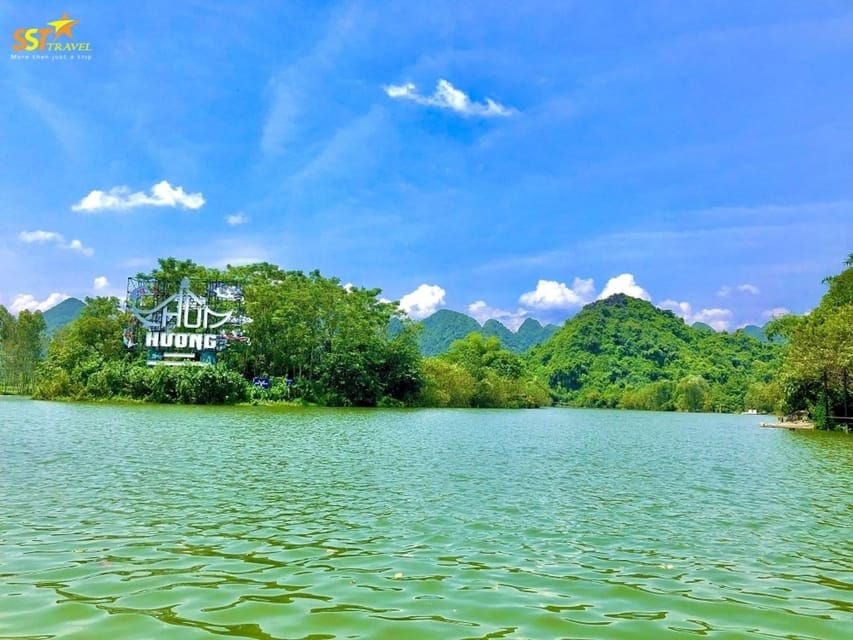 from-hanoi-visit-perfume-pagoda-with-a-group-or-private-tour