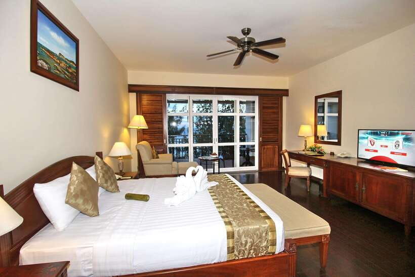 from-hcm-2-day-mui-ne-highlights-trip-with-overnight-stay