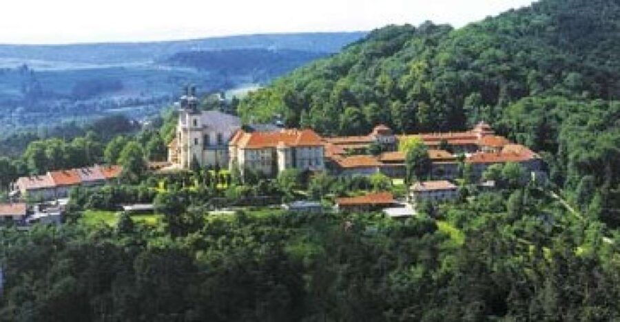 from-krakow-kalwaria-zebrzydowska-wadowice-pilgrim-tour