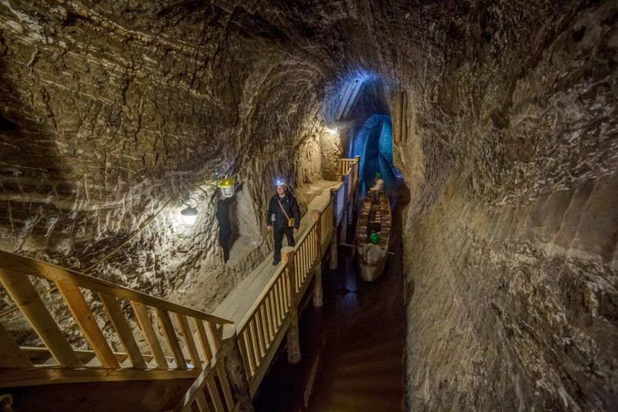 from-krakow-malopolska-bochnia-zalipie-tarnow-tour