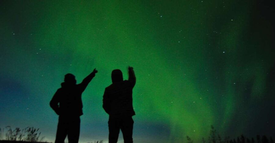 from-reykjavik-northern-lights-tour-with-hot-cocoa-photos