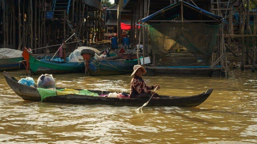 from-siem-reap-kampong-phluk-floating-village-tour-by-boat
