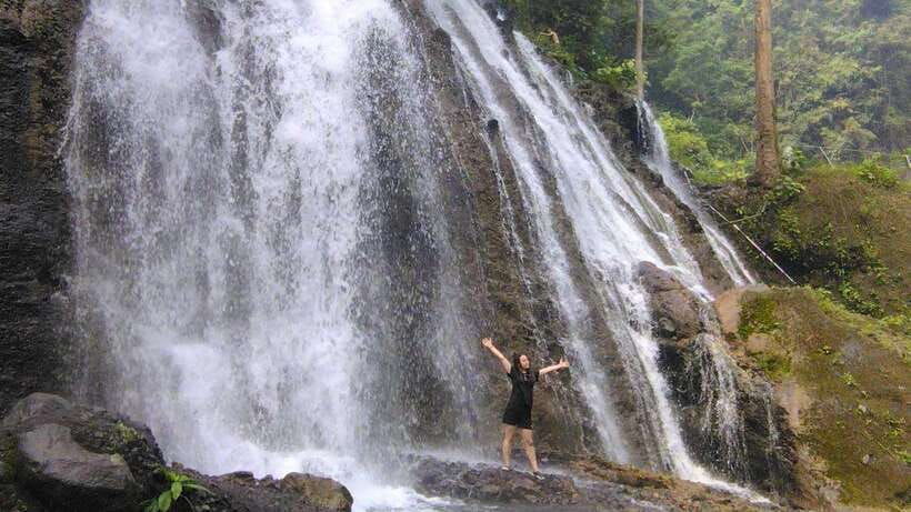 from-surabaya-malang-bromo-tumpaksewu-waterfall-in-2-days