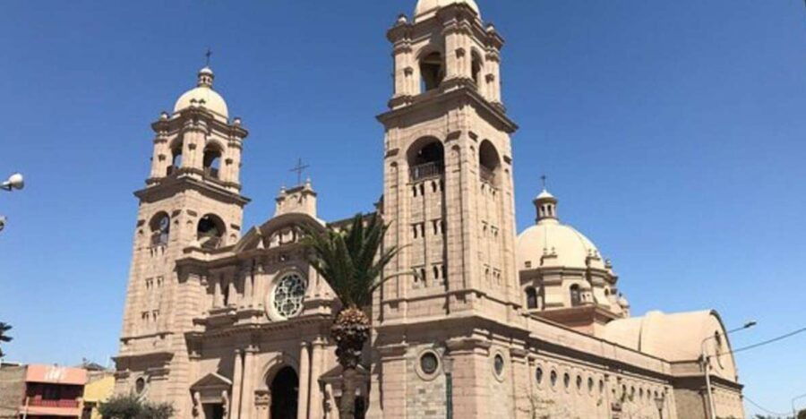 from-tacna-tourist-circuit-by-mirabus-in-tacna