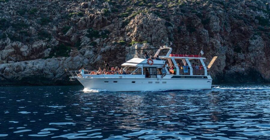 full-day-group-tour-koutsomiti-kounoupa-red-rock-with-meal