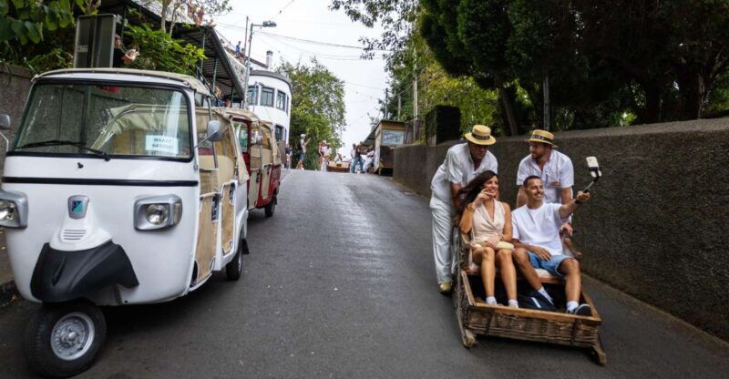 funchal-guided-tuk-tuk-tour-to-toboggan-rides
