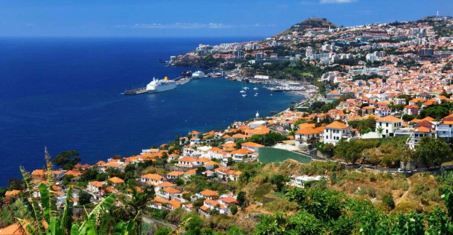funchal-hop-on-hop-off-bus-tour