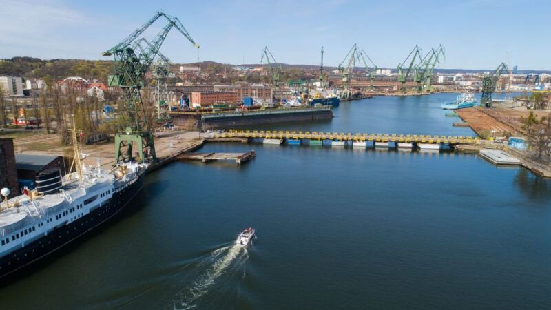 gdansk-motlawa-river-yacht-cruise
