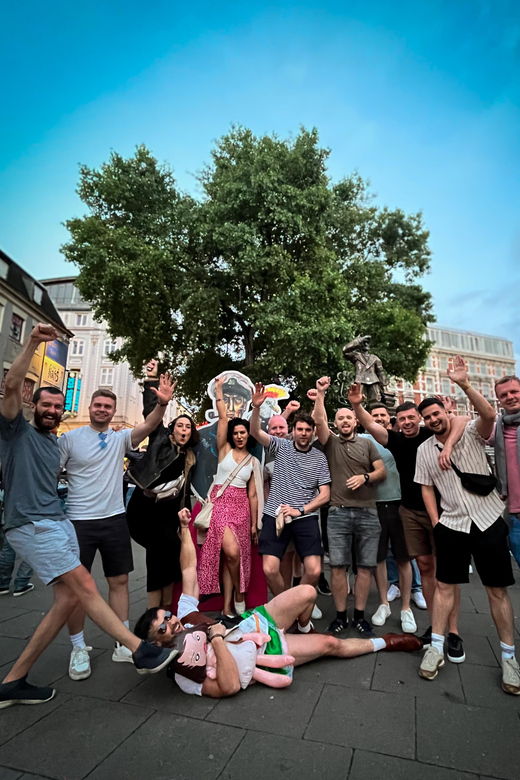 hamburg-pubcrawl-nightlife-tour-at-st-pauli-district
