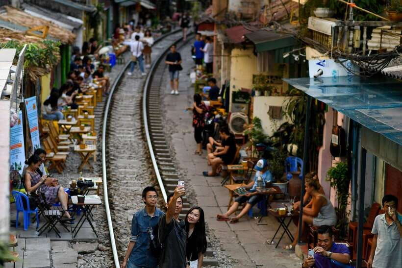 hanoi-city-highlights-tour-with-train-street-hidden-gems-2