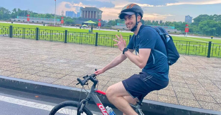 hanoi-city-tour-backstreet-alley-culture-train-street