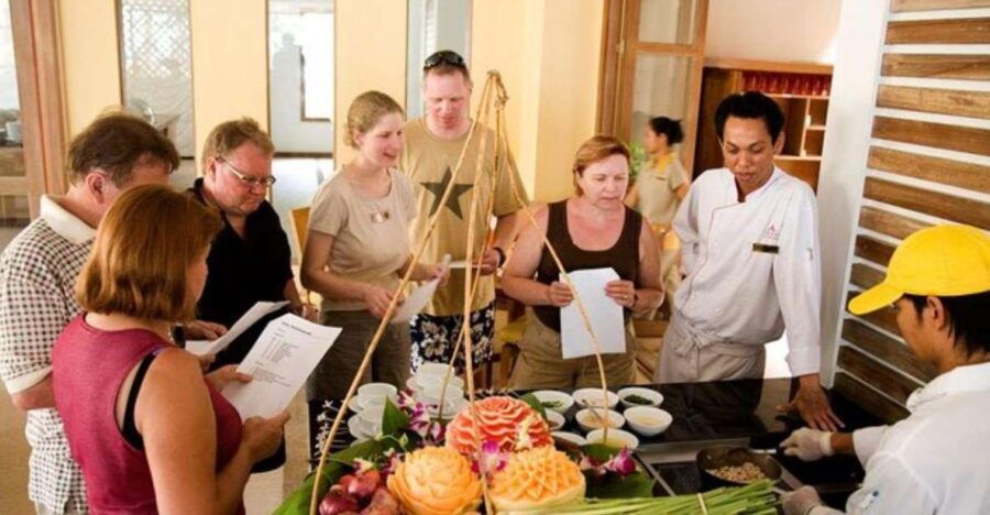 hanoi-cooking-class-vietnamese-meal