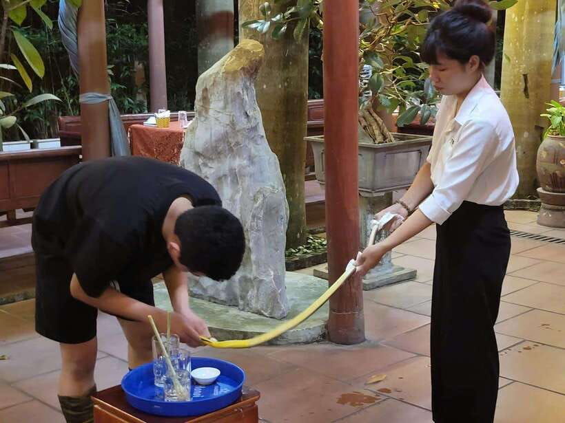 hanoi-le-mat-snake-village-tour-with-10-dishes