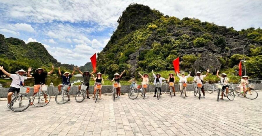 hanoi-ninh-binh-hoa-lu-tam-coc-and-mua-cave-day-trip
