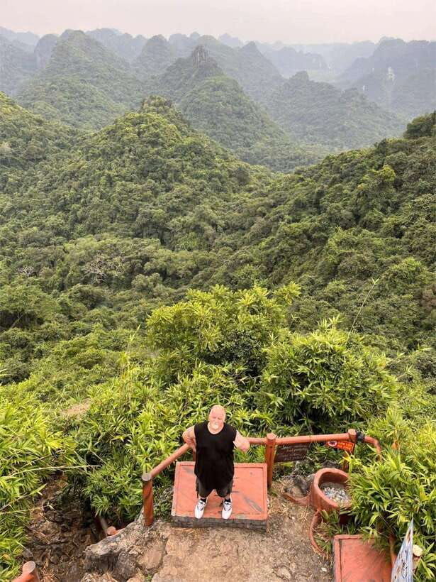 hanoi-pearl-island-of-cat-ba-2-day-cruise-with-kayaking