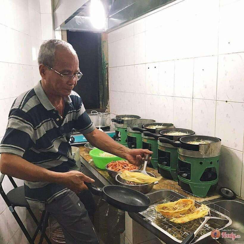 hanoi-private-motorbike-tour-with-highlight-local-food