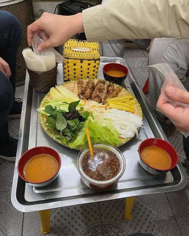 hanoi-private-street-food-and-walking-tour