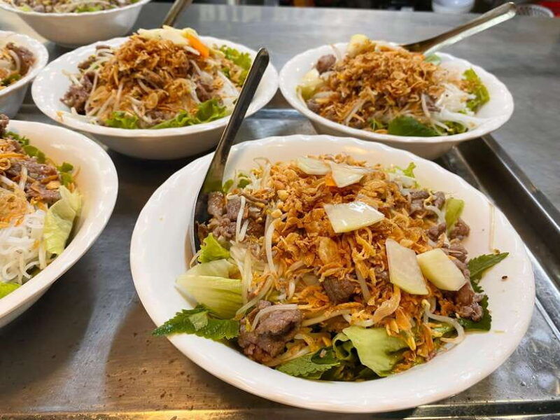 hanoi-vietnamese-street-food-tour-with-egg-coffee