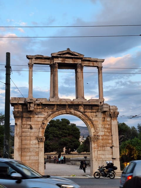highlights-and-hidden-gems-of-athens-walking-tour