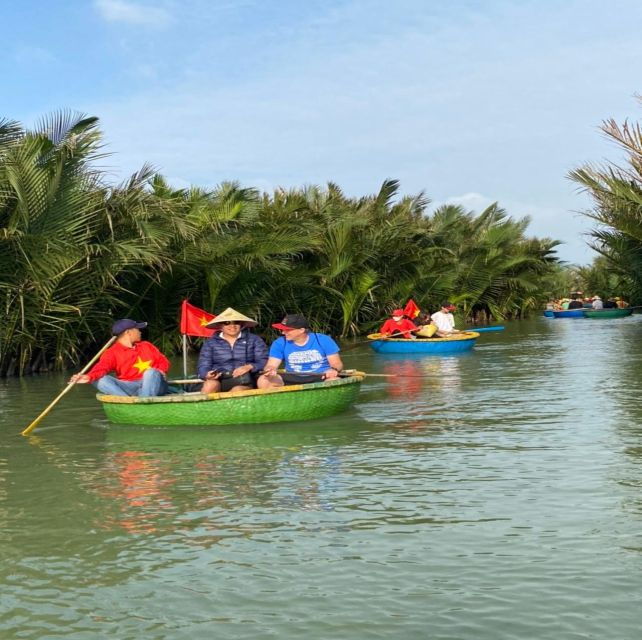 hoi-an-bamboo-basket-boat-ride-in-water-coconut-forest