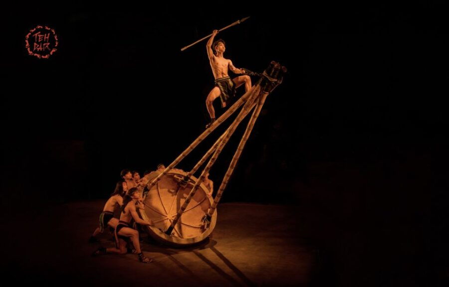 hoi-an-teh-dar-vietnamese-bamboo-circus-at-lune-center