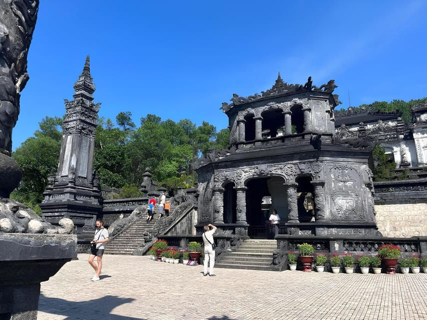 hue-imperial-city-group-tour-with-lunch-from-hoi-an-da-nang