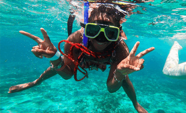 isla-mujeres-snorkeling-and-catamaran-party-cruise